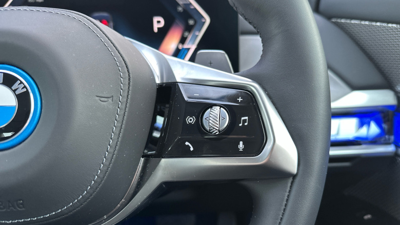 BMW 7 Series 750e xDrive Excellence 4dr Auto Saloon